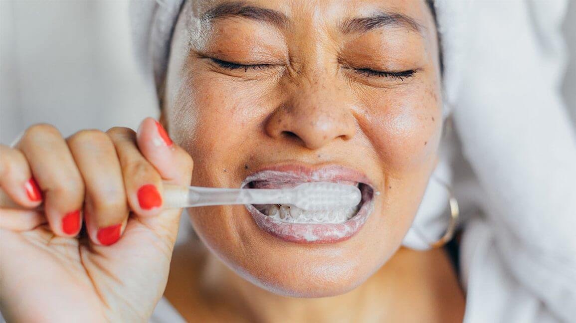 You Should Do To Keep Your Teeth And Gums Healthy