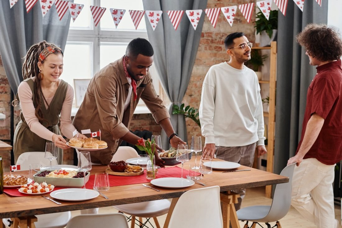 How Extendable Dining Tables Make Life Better