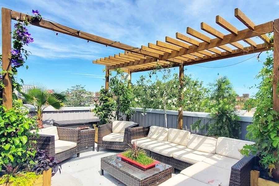 Ways to Improve Your Outdoor Living Space in Philadelphia
