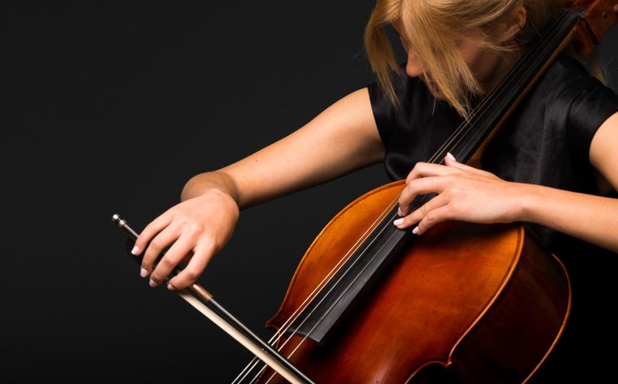 Why is tuning pegs essential in playing cello
