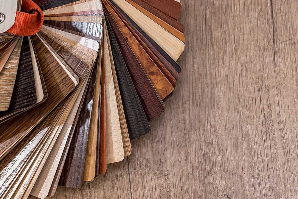 4 Trending Luxury Vinyl Plank Flooring Colors for a Modern Home
