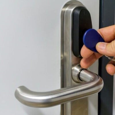 The Benefits of Commercial Door Locks